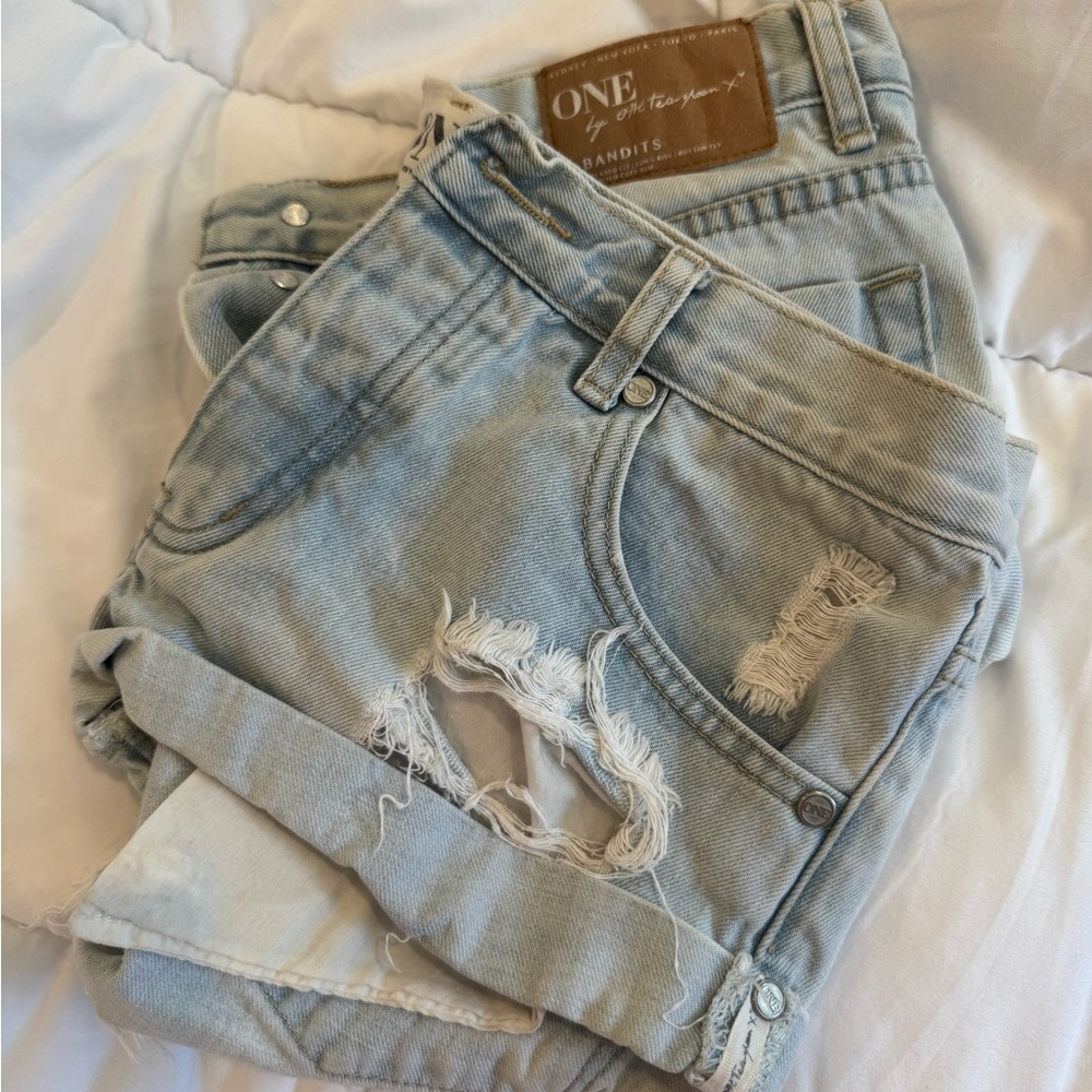 One Teaspoon Women's Light Blue Distressed Denim Shorts